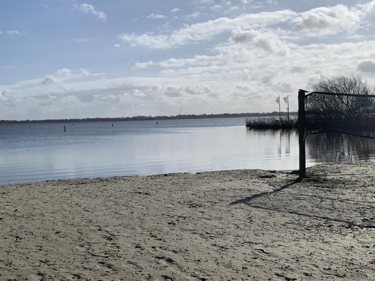 Vakantiepark Bergumermeer - 689Suameer エクステリア 写真